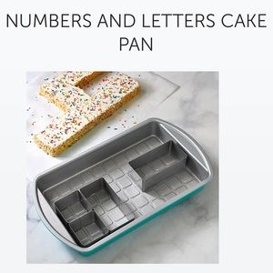 NWOT | Numbers and Letters Cake Pan | Pampered Chef
